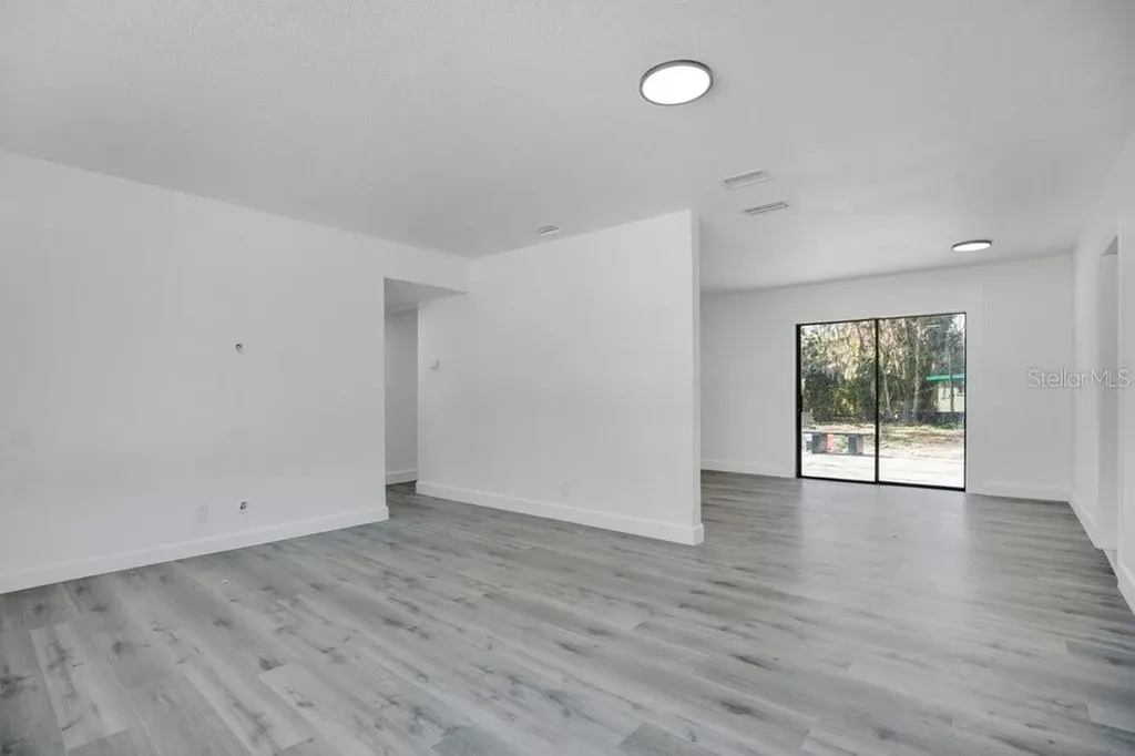 124 Baywood Drive Daytona Beach FL 32117