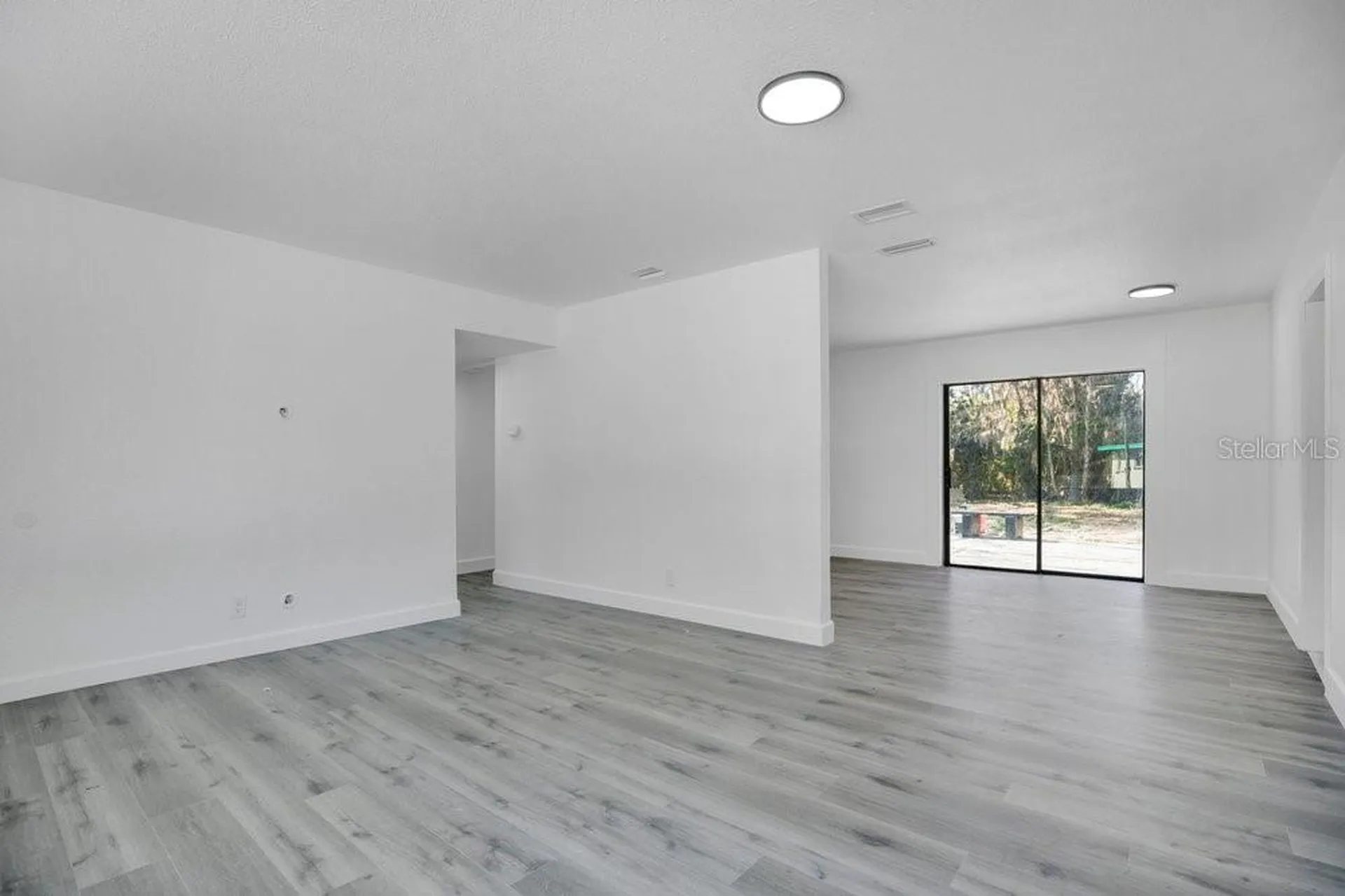 124 Baywood Drive Daytona Beach FL 32117