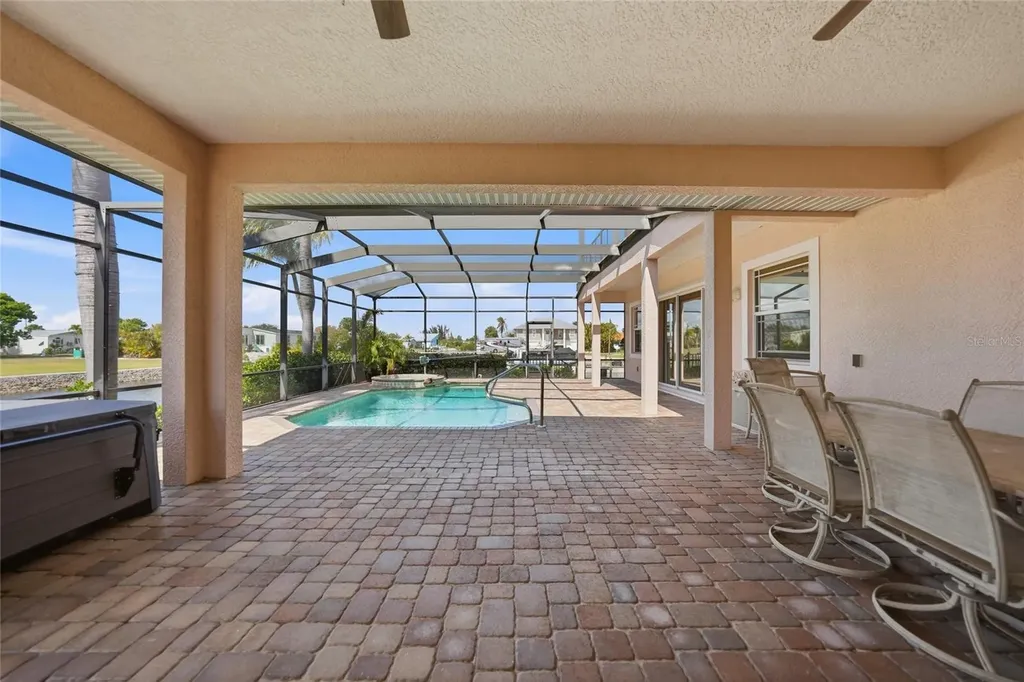 534 Canal Way Punta Gorda FL 33950