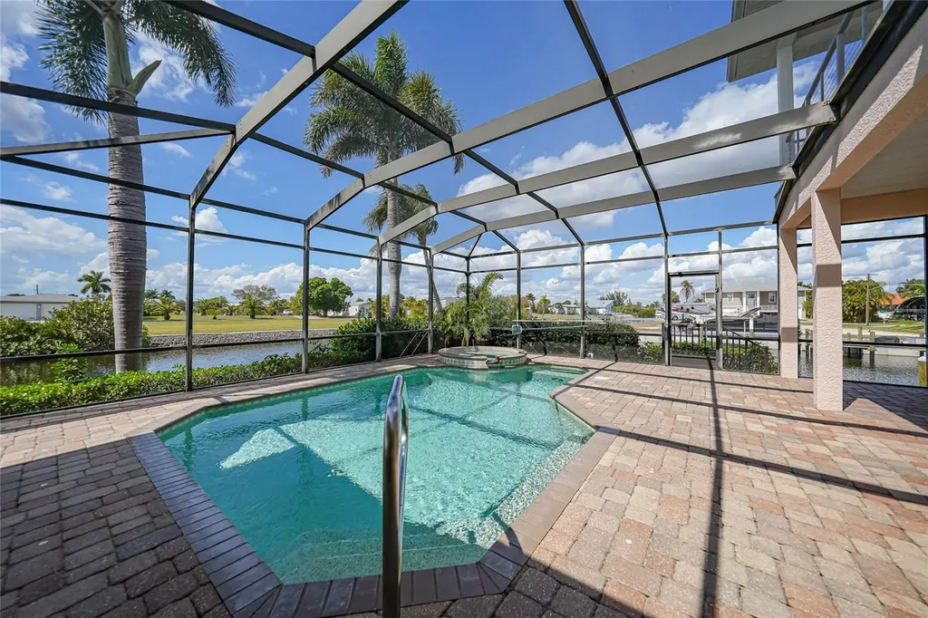 534 Canal Way Punta Gorda FL 33950