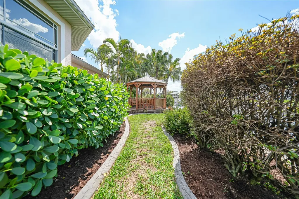 534 Canal Way Punta Gorda FL 33950