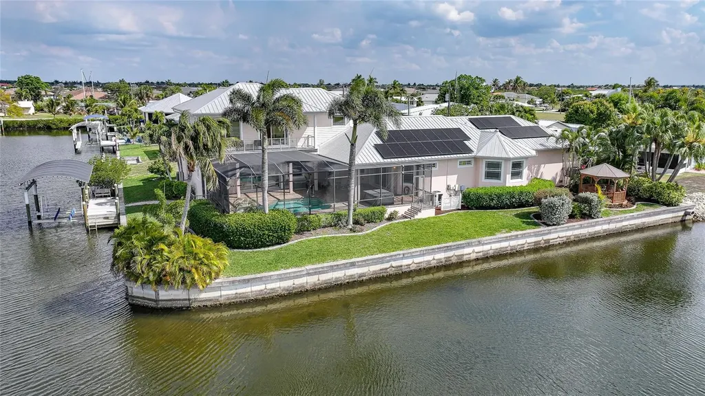534 Canal Way Punta Gorda FL 33950