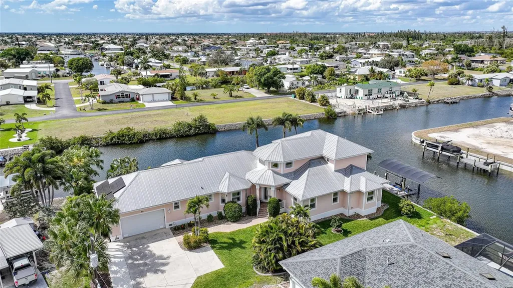 534 Canal Way Punta Gorda FL 33950