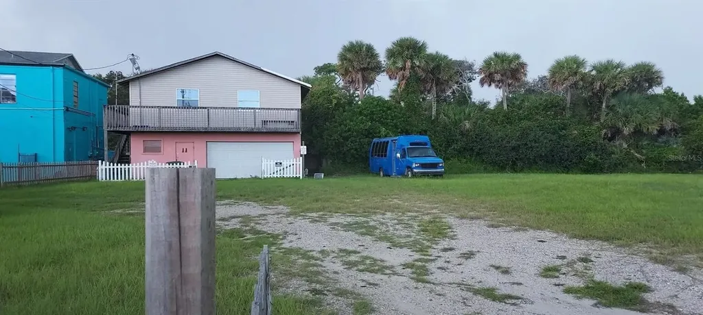 11 N Hollywood Avenue Daytona Beach FL 32118
