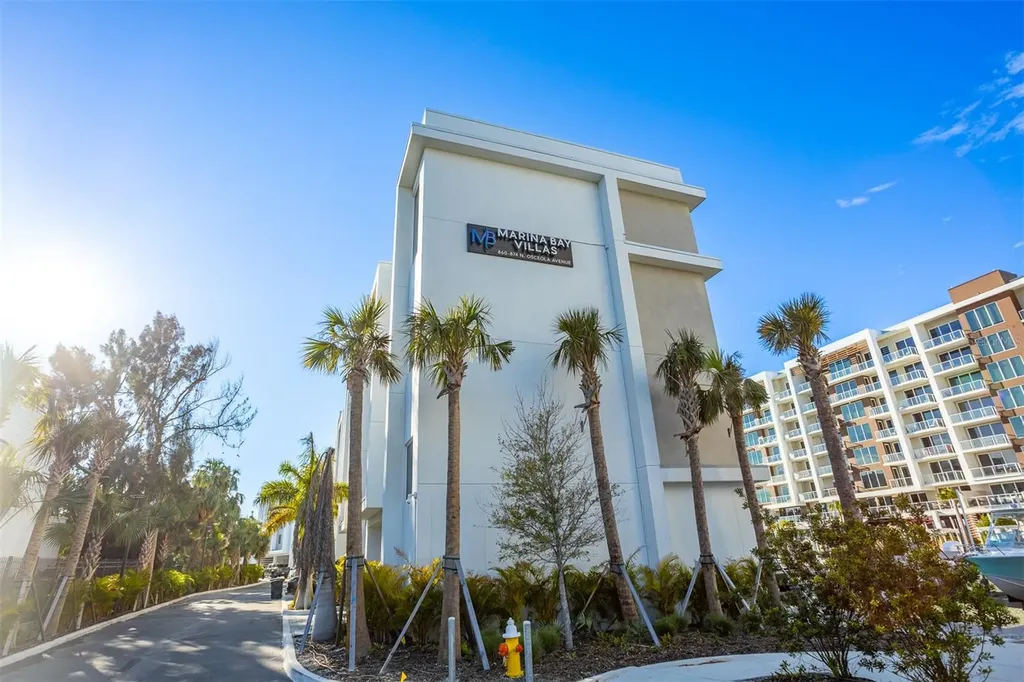 870 N Osceola Avenue Clearwater FL 33755