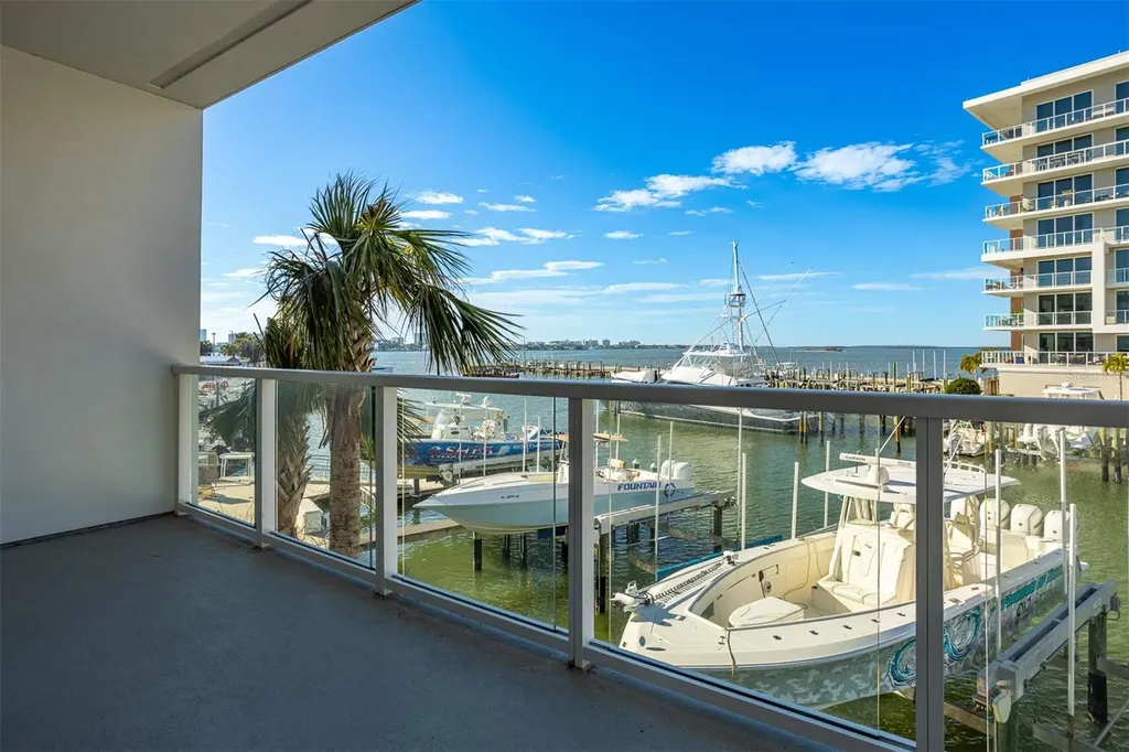 870 N Osceola Avenue Clearwater FL 33755