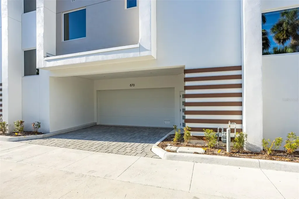 870 N Osceola Avenue Clearwater FL 33755