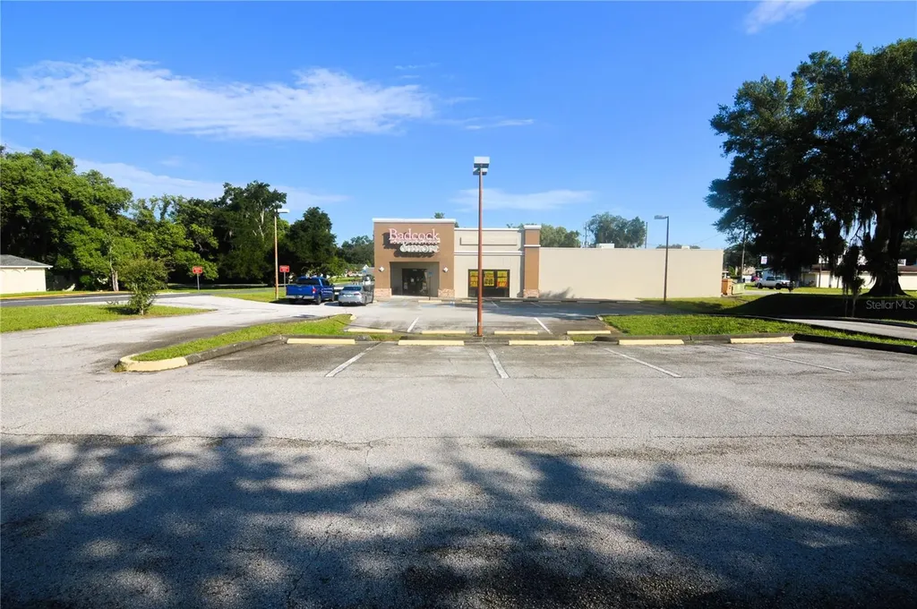 5500 6th Street Zephyrhills FL 33542