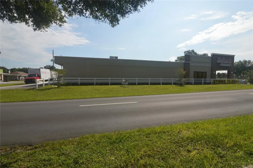 5500 6th Street Zephyrhills FL 33542