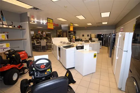 5500 6th Street Zephyrhills FL 33542