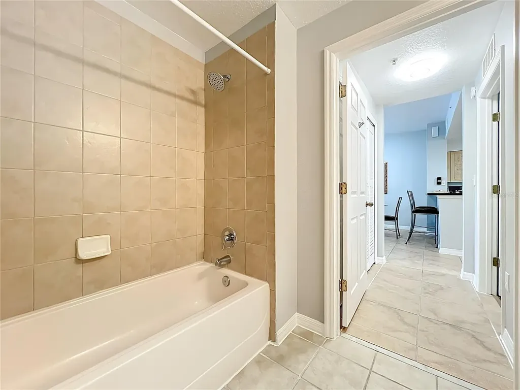 8827 Worldquest Boulevard Orlando FL 32821