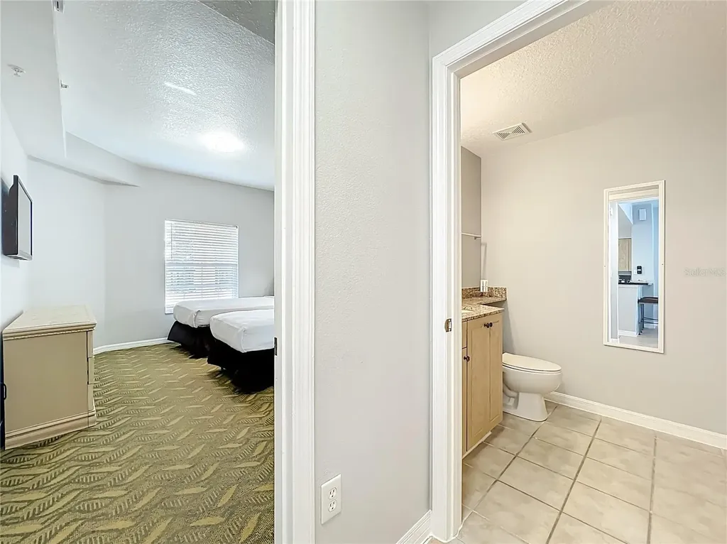 8827 Worldquest Boulevard Orlando FL 32821