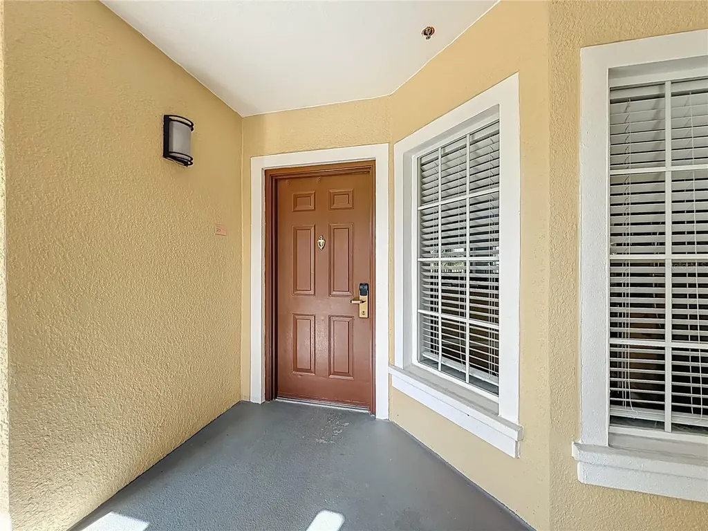 8827 Worldquest Boulevard Orlando FL 32821