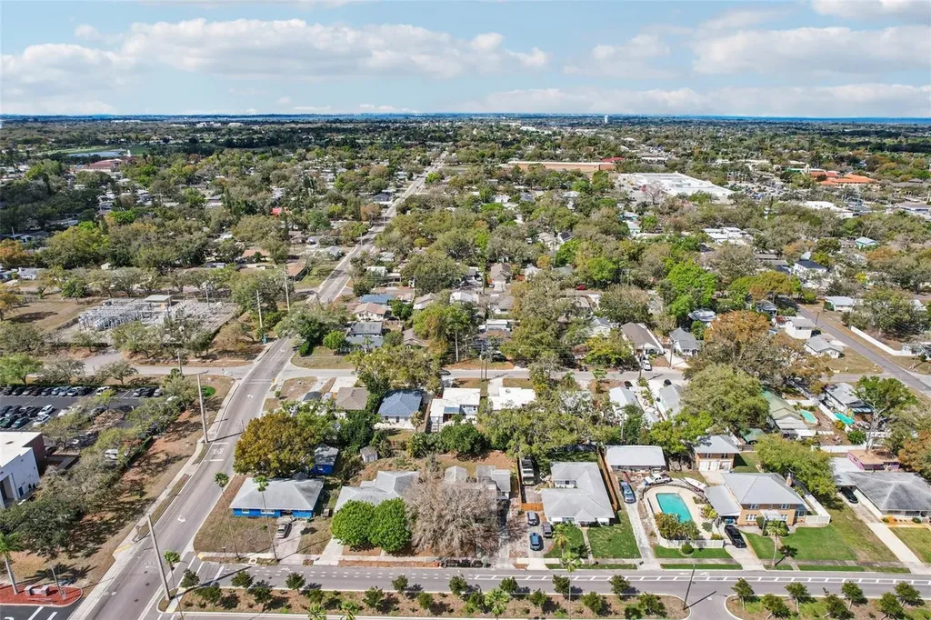 806 33rd Street Court W Bradenton FL 34205