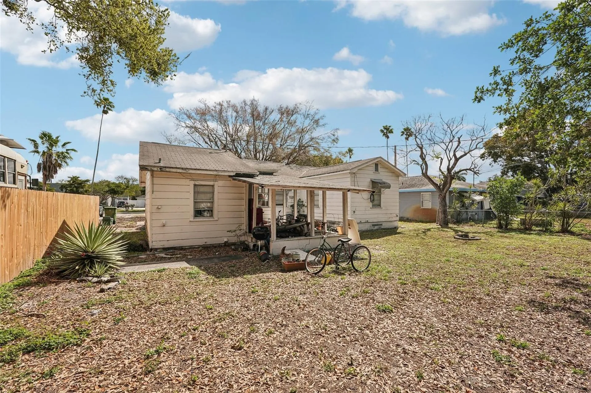 806 33rd Street Court W Bradenton FL 34205