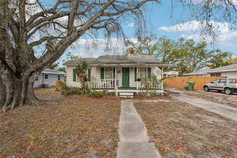 806 33rd Street Court W Bradenton FL 34205