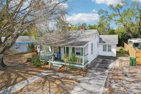 806 33rd Street Court W Bradenton FL 34205