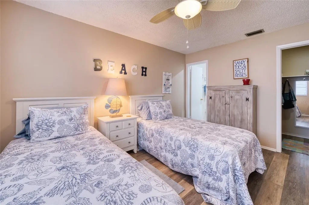 3803 41st Street Court W Bradenton FL 34205