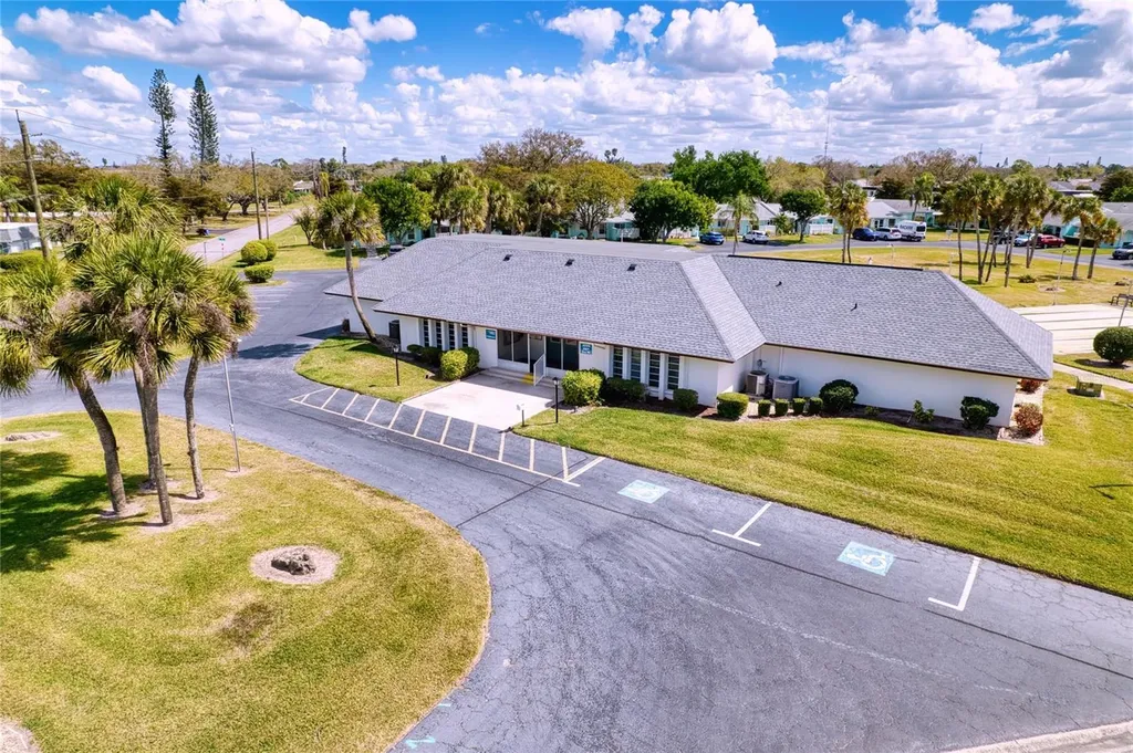 3803 41st Street Court W Bradenton FL 34205