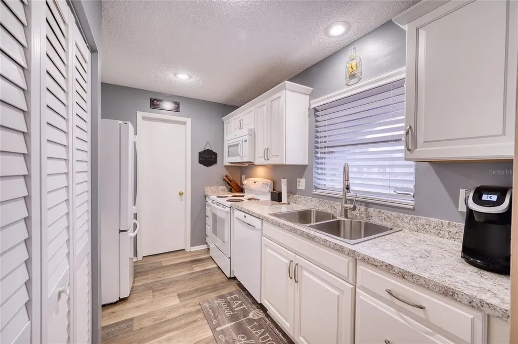 3803 41st Street Court W Bradenton FL 34205