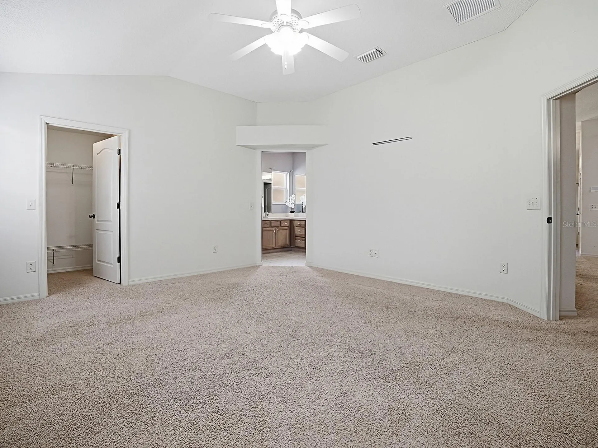 16865 SE 93rd Cuthbert Circle The Villages FL 32162