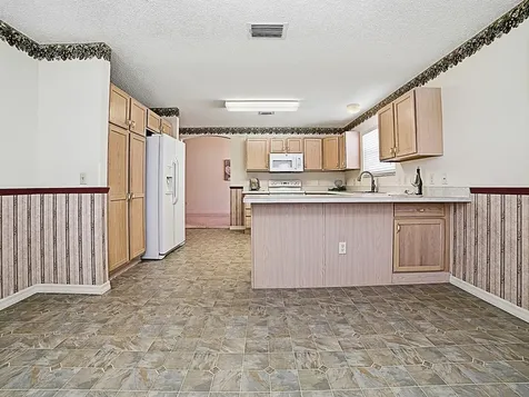 16865 SE 93rd Cuthbert Circle The Villages FL 32162