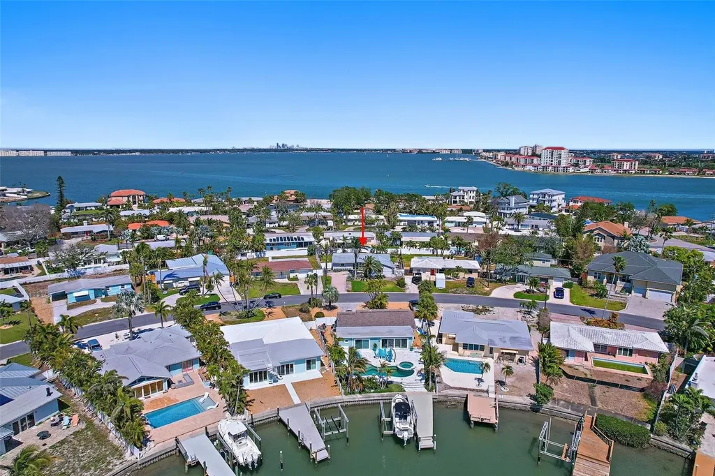 3755 Belle Vista Drive E St Pete Beach FL 33706