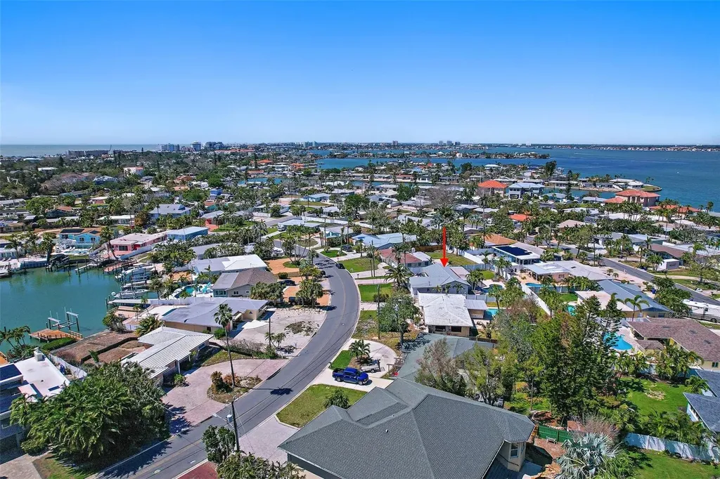 3755 Belle Vista Drive E St Pete Beach FL 33706
