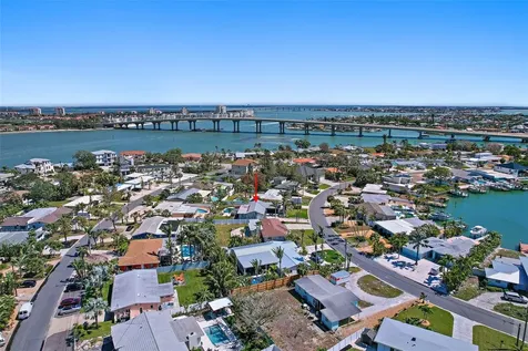 3755 Belle Vista Drive E St Pete Beach FL 33706
