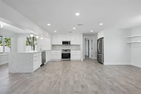 3755 Belle Vista Drive E St Pete Beach FL 33706