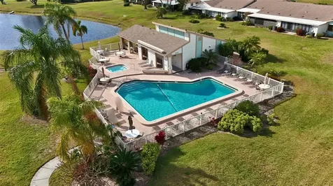 6135 Heritage Lane Bradenton FL 34209