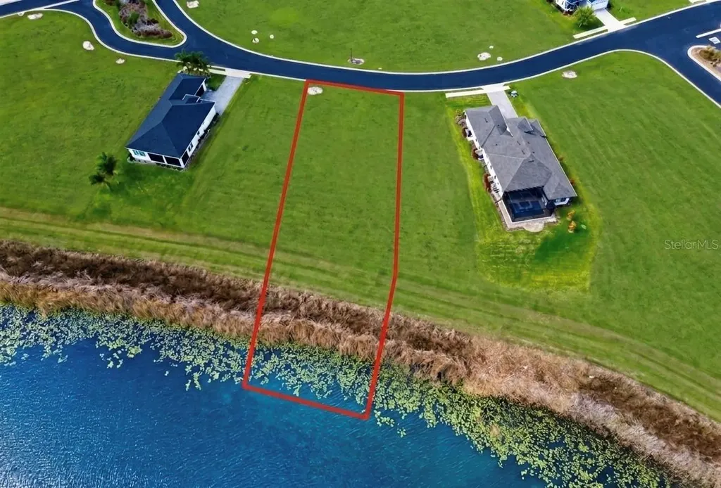 422 Waterfern Trail Drive Auburndale FL 33823