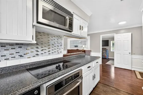 16330 Hanna Road Lutz FL 33549