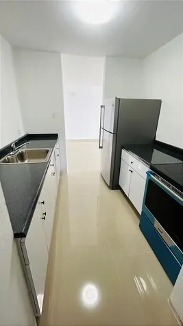 B-2 Ave Pontezuela Apt 3-b Condominio Pontezuela I Carolina PR 00983