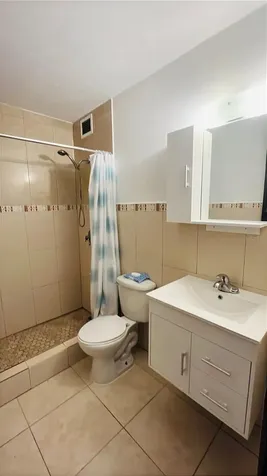 B-2 Ave Pontezuela Apt 3-b Condominio Pontezuela I Carolina PR 00983
