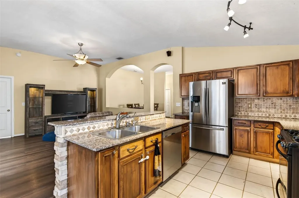 29454 Crossland Drive Wesley Chapel FL 33543