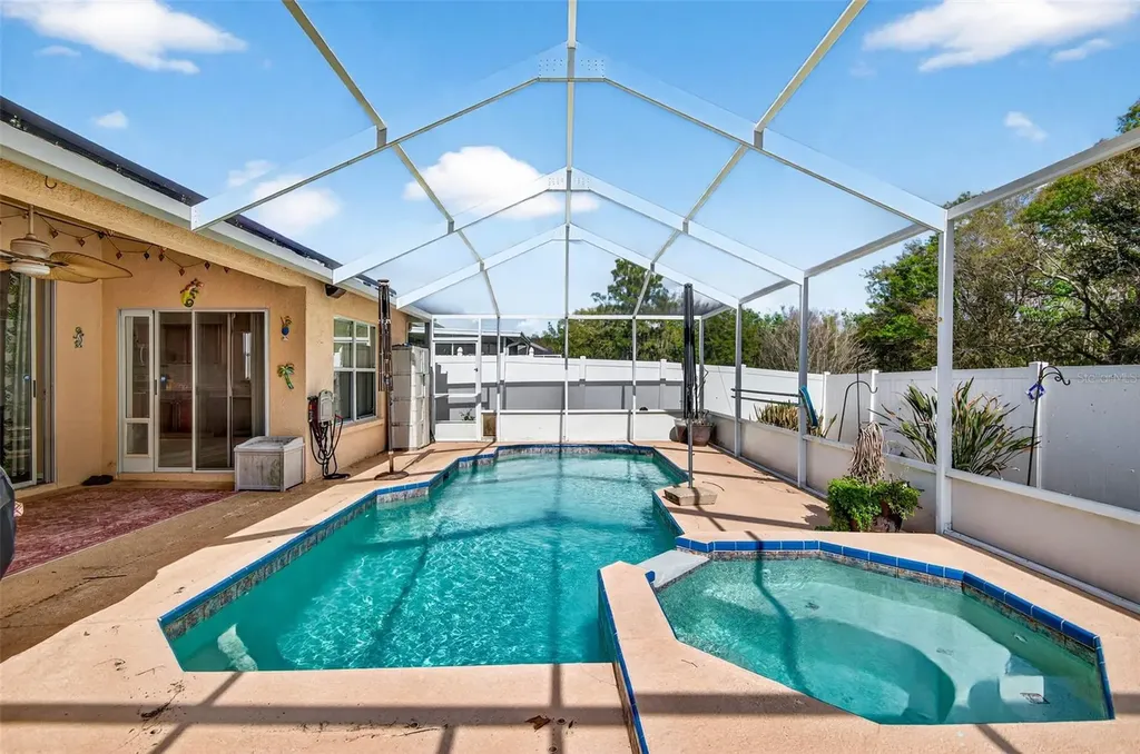 29454 Crossland Drive Wesley Chapel FL 33543