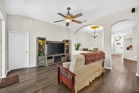 29454 Crossland Drive Wesley Chapel FL 33543