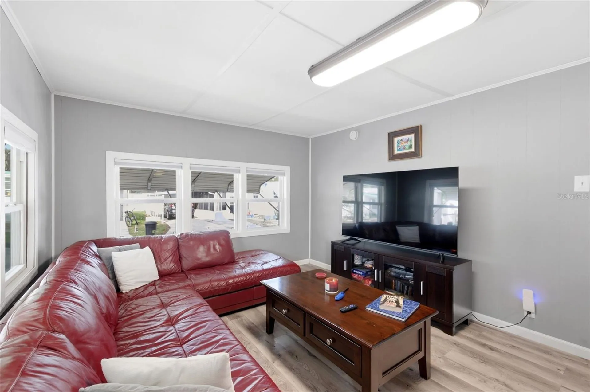 7803 46th Avenue N St Petersburg FL 33709