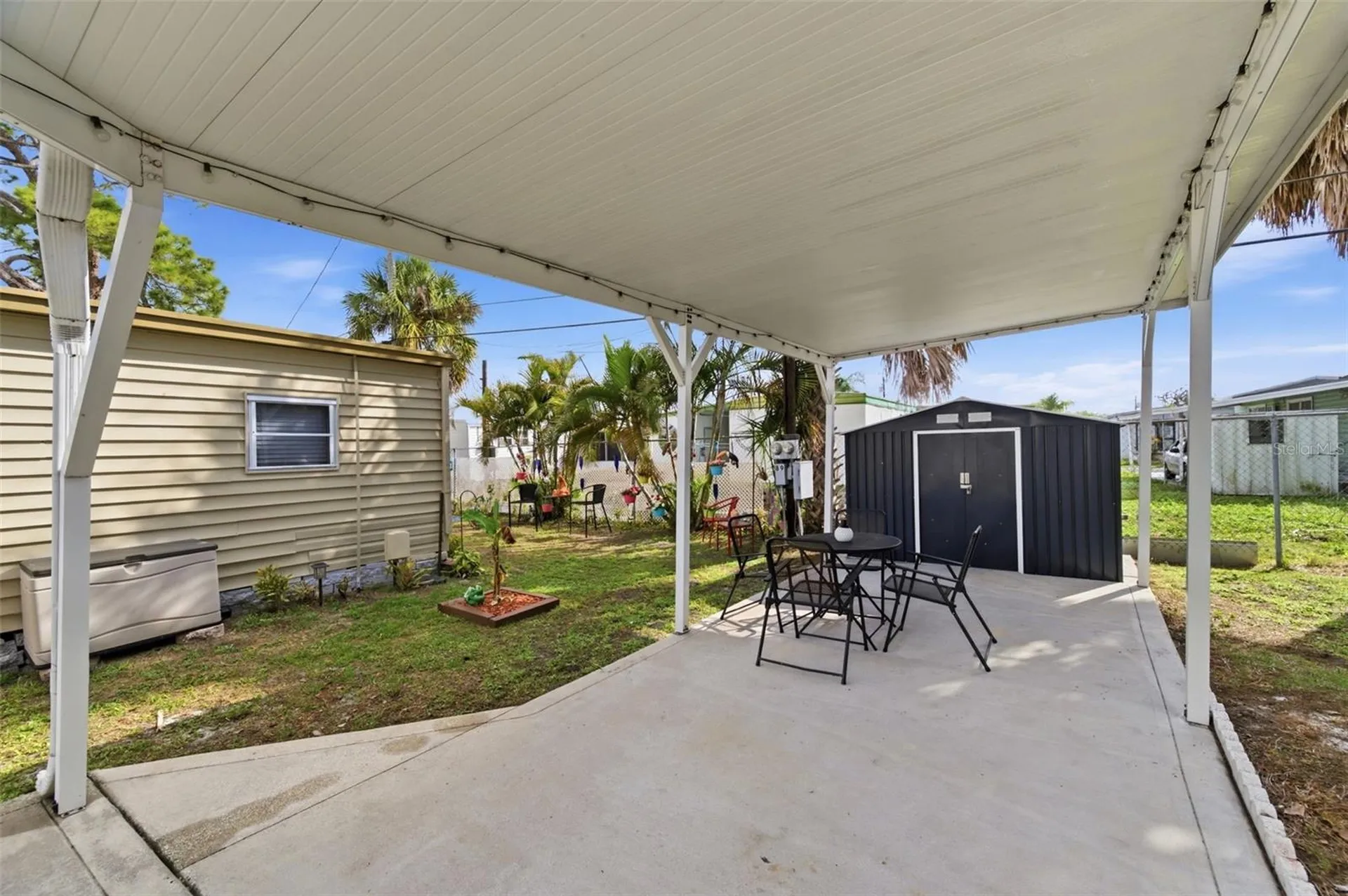 7803 46th Avenue N St Petersburg FL 33709