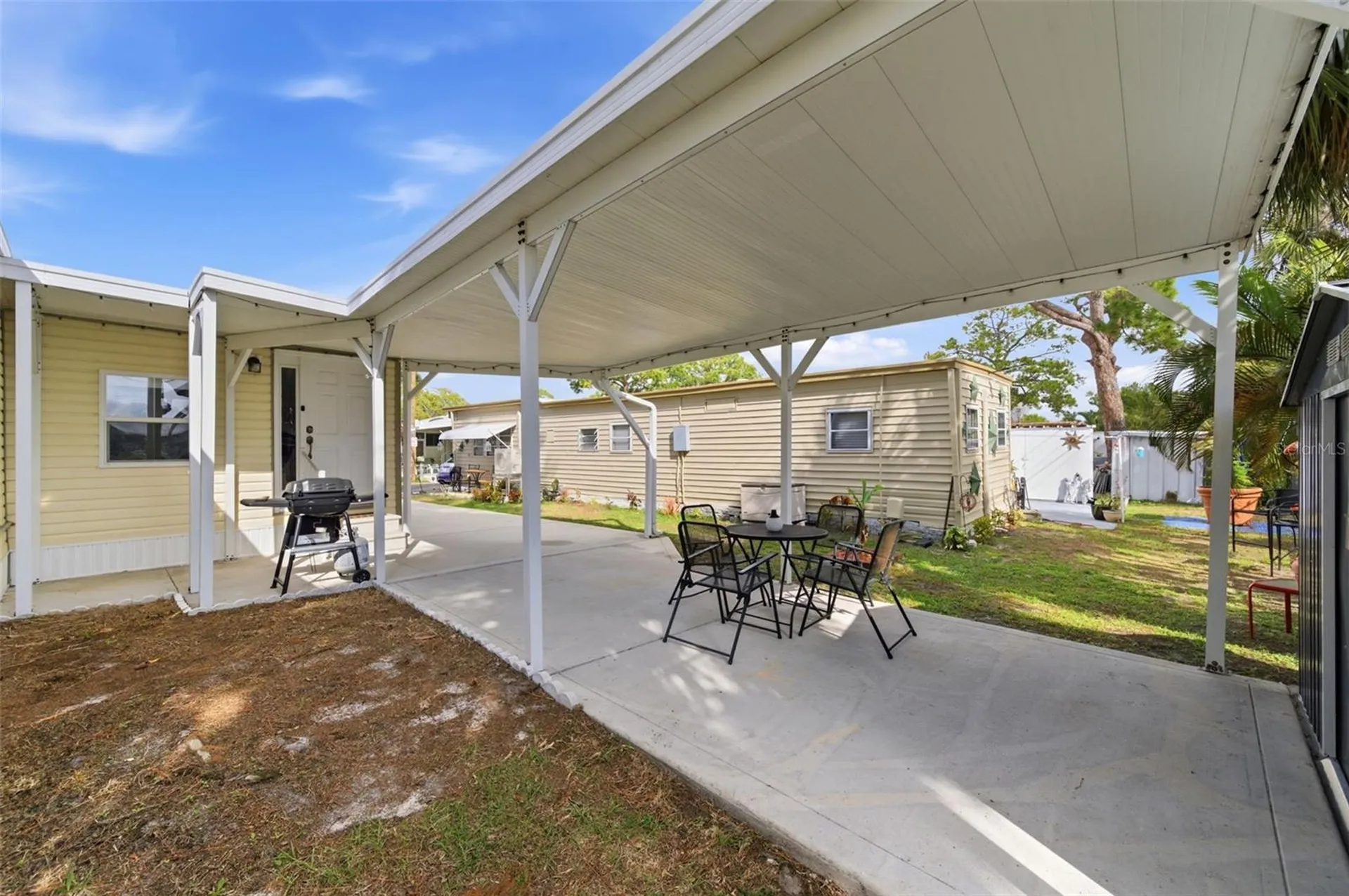 7803 46th Avenue N St Petersburg FL 33709