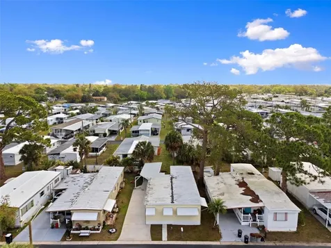 7803 46th Avenue N St Petersburg FL 33709