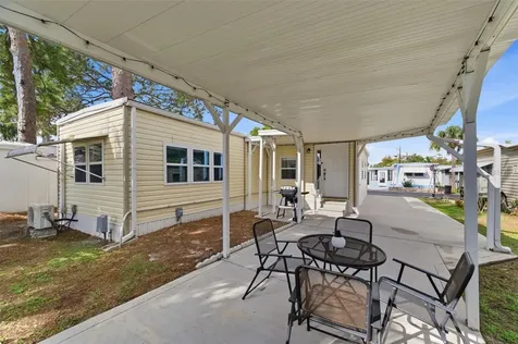 7803 46th Avenue N St Petersburg FL 33709