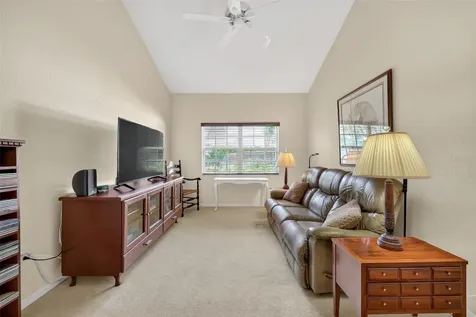 2189 Oak Forest Lane Palm Harbor FL 34683
