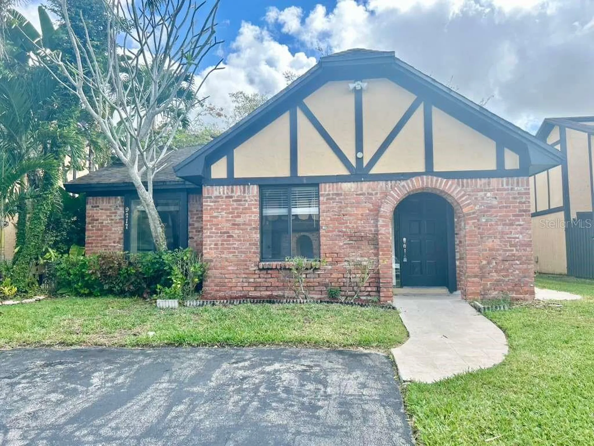 9217 NW 49th Place Sunrise FL 33351