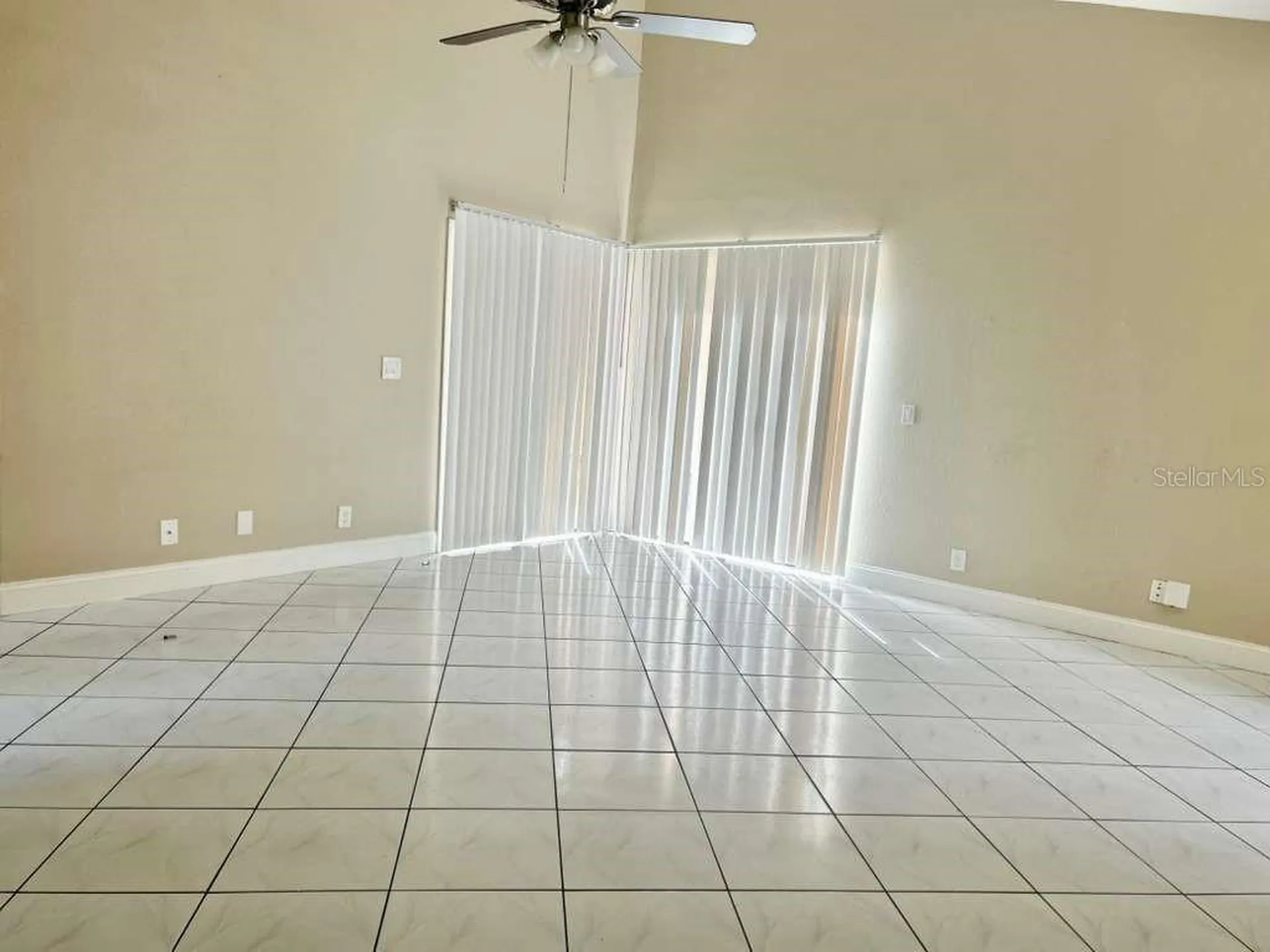 9217 NW 49th Place Sunrise FL 33351