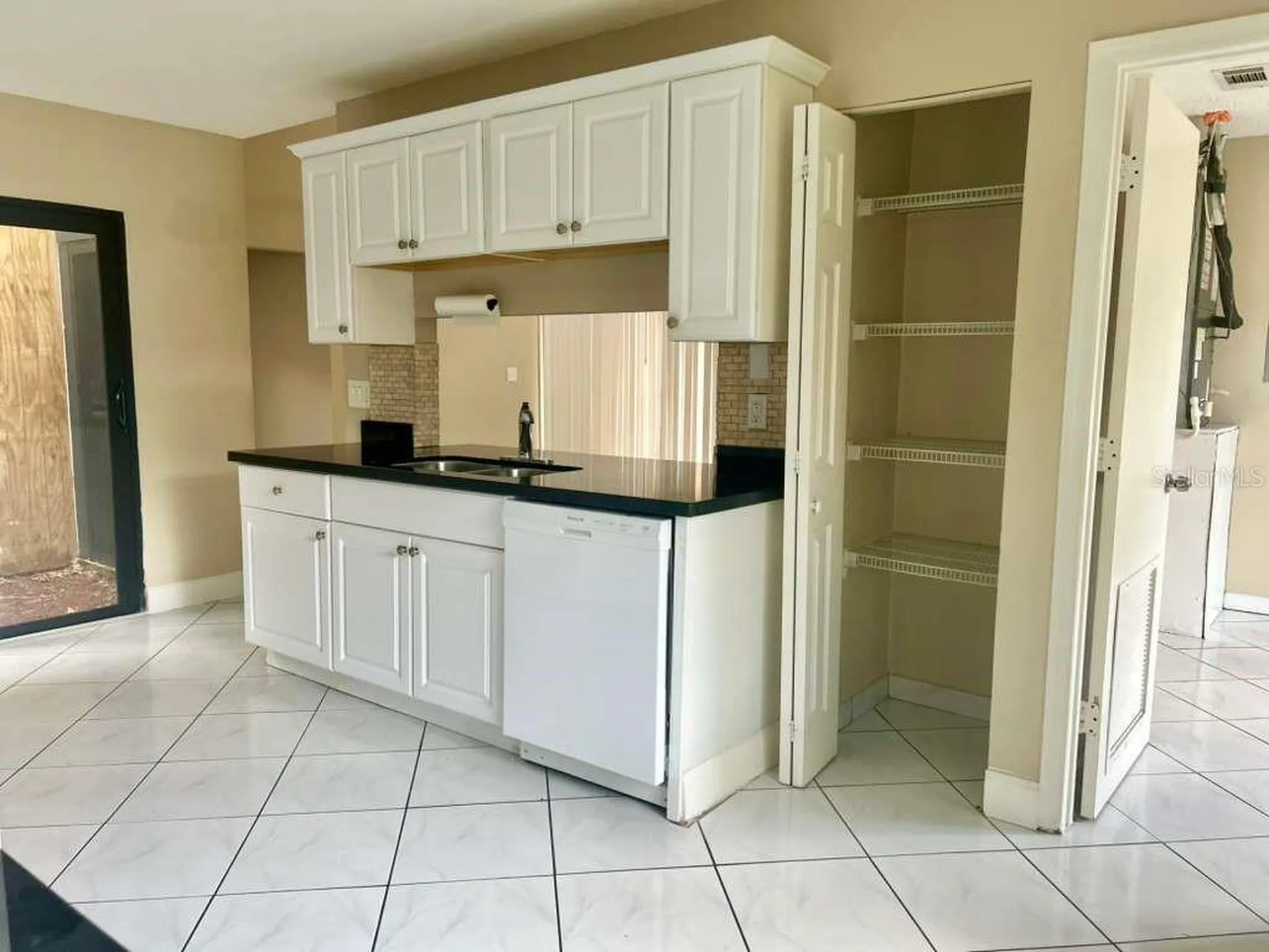 9217 NW 49th Place Sunrise FL 33351