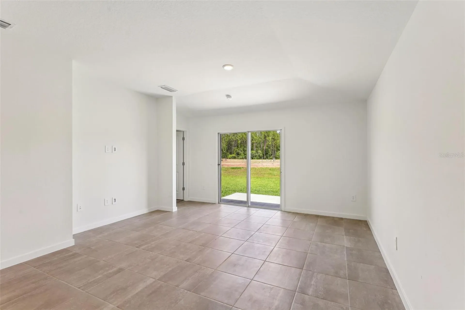 25 Derbyshire Drive Palm Coast FL 32164