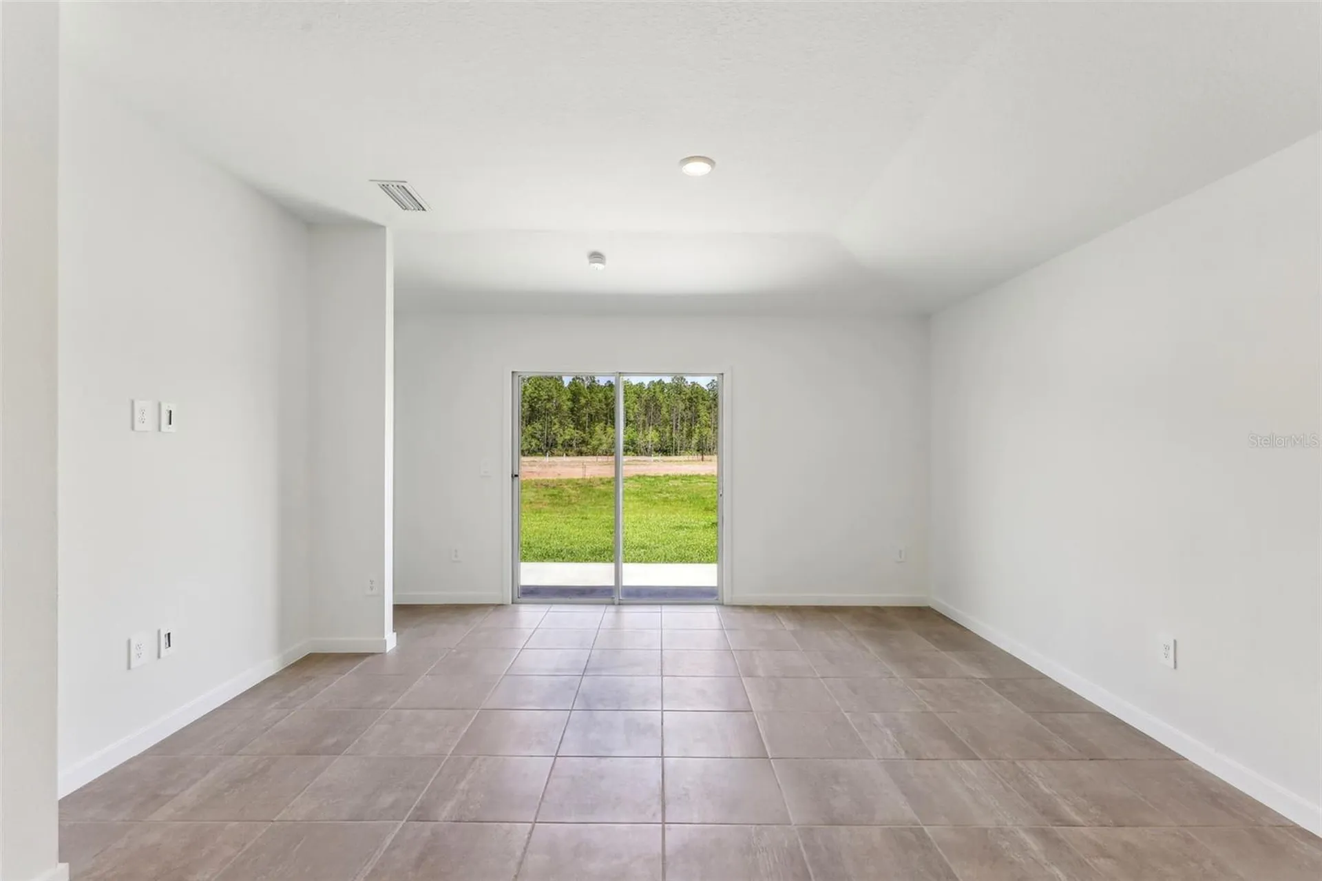 25 Derbyshire Drive Palm Coast FL 32164