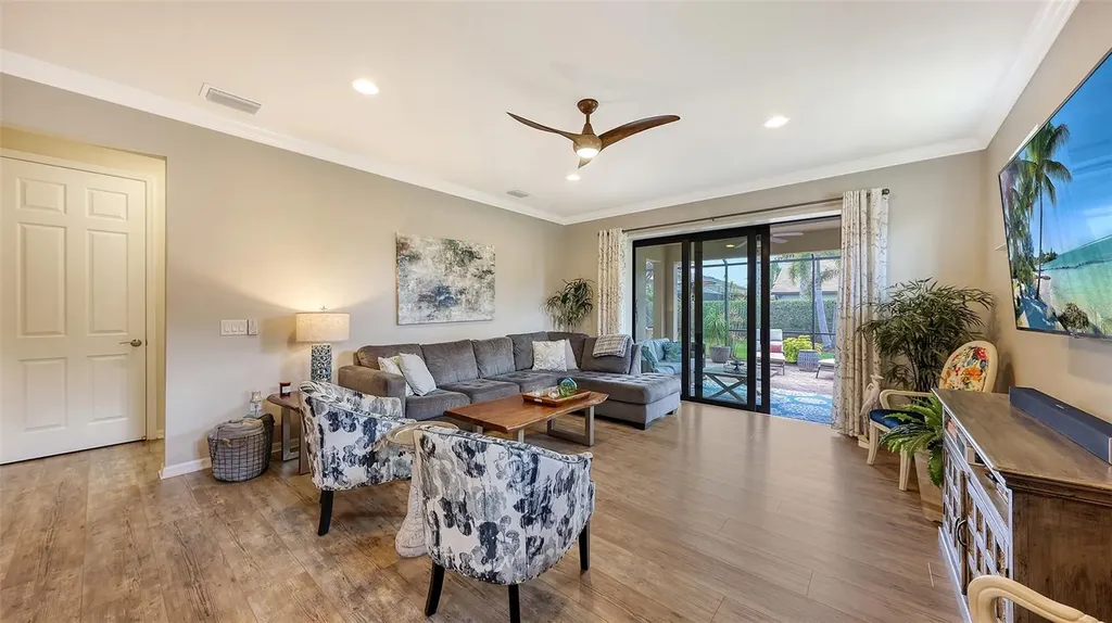 5939 Caspian Tern Drive Sarasota FL 34238